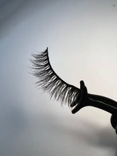 Load image into Gallery viewer, LASHES &quot;BABY&quot;
